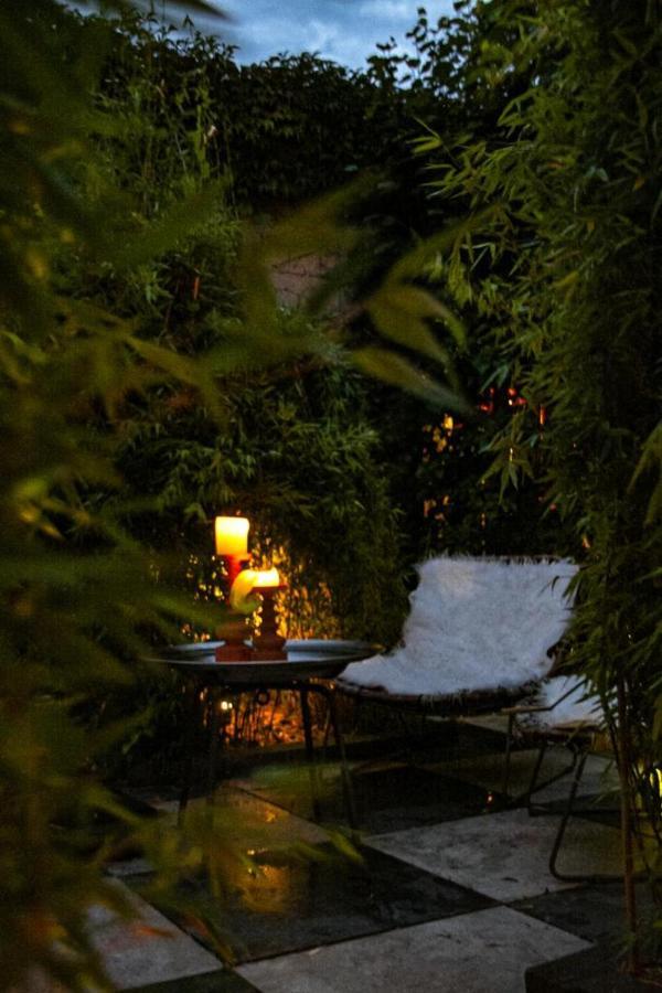 Bed&Breakfast Tussen De Poorten 坎彭 外观 照片